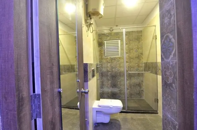Suite AC Room