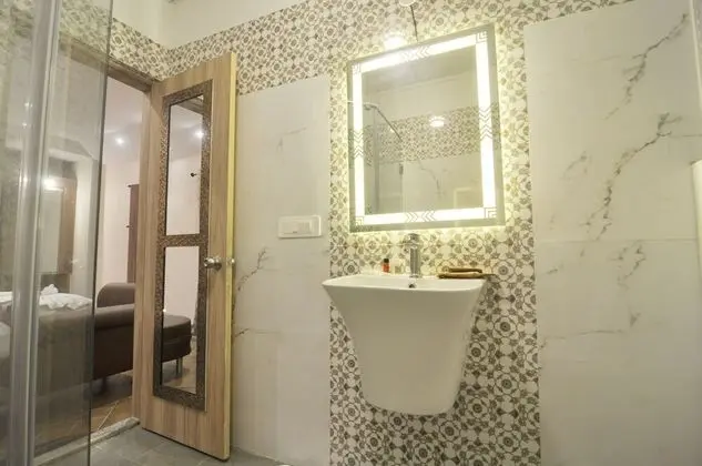 Suite AC Room
