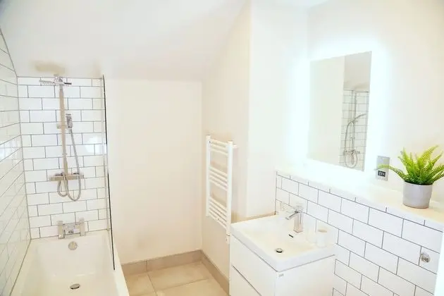 Executive Apart Daire, Banyolu/Duşlu