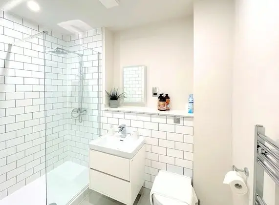 Superior Apart Daire, Banyolu/Duşlu