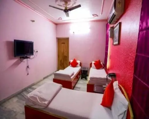 Deluxe Üç Kişilik Oda