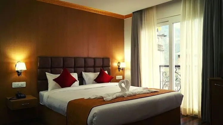 Executive Oda, 1 Büyük (Queen) Boy Yatak, Balkon, Dağ Manzaralı