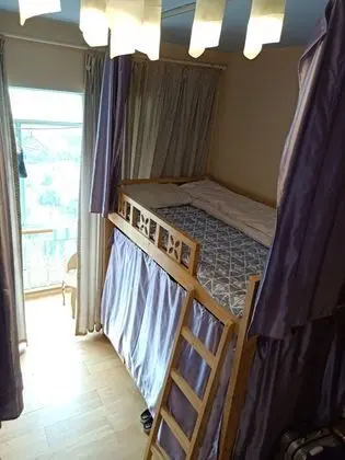 Ortak Ranzalı Oda, Sadece kadınlar için