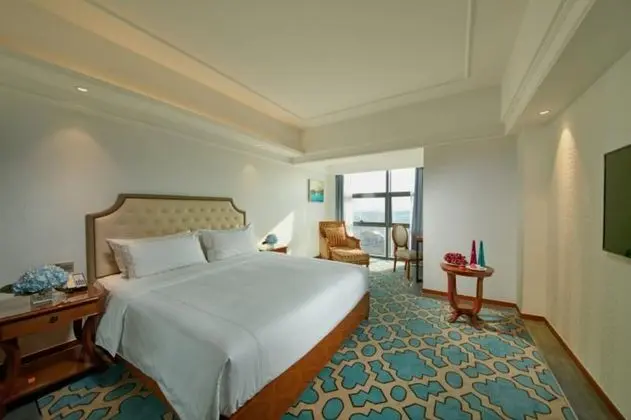 Deluxe Tek Büyük Yataklı Oda