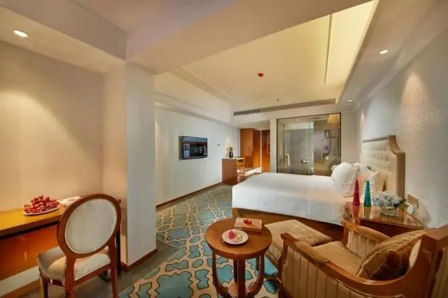 Deluxe Tek Büyük Yataklı Oda