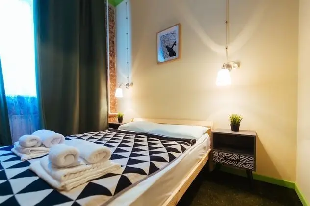 Economy Tek Büyük Yataklı Oda, Ortak Banyo