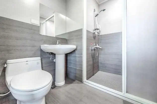 Deluxe Dört Kişilik Oda, Göl Manzaralı