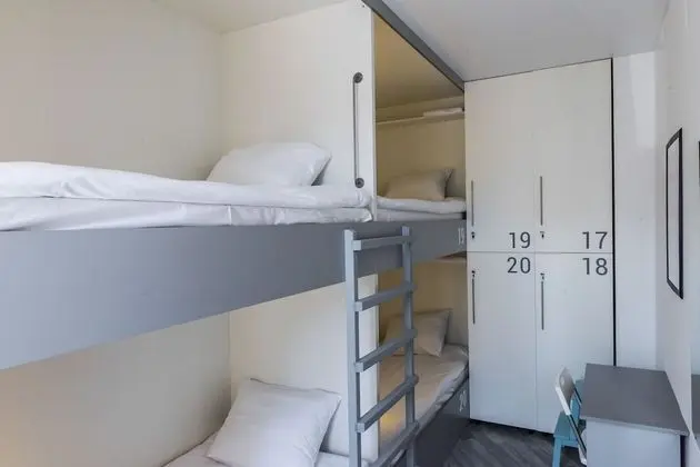 Bed in 4-Bed Mixed Dormitory Room