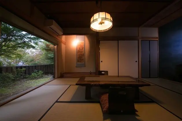 Traditional Kır Evi (with an Indoor Bath (Nakao))