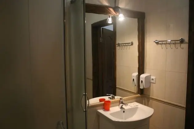 Standard Tek Büyük Yataklı Oda