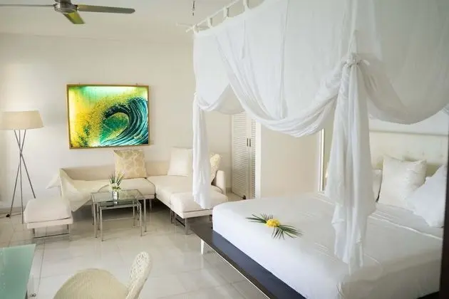 Villa (Blue Ocean)