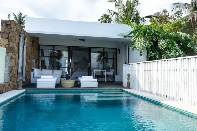 Villa (Blue Ocean)