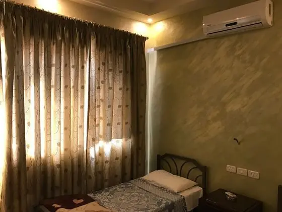 Üç Kişilik Oda