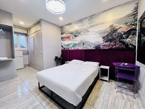 Standard Tek Büyük Yataklı Oda