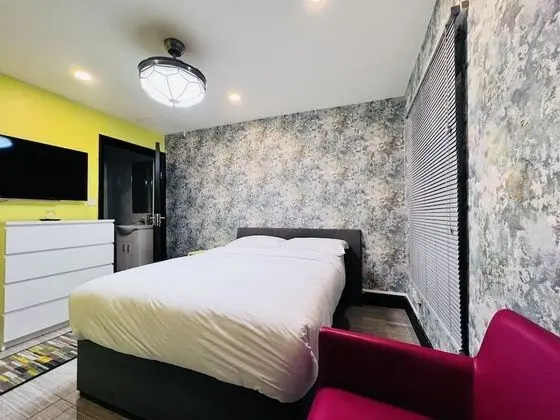 Standard Tek Büyük Yataklı Oda