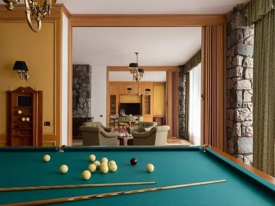 Executive Kır Evi