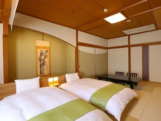 Traditional Oda