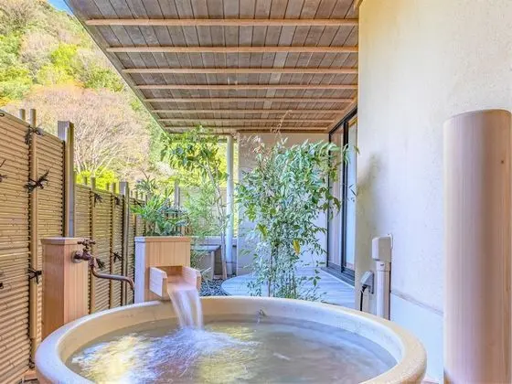 Traditional Oda, Özel Banyo (JP Style, East Building,Open-Air bath)