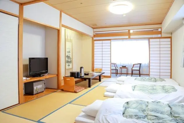 Standard Dört Kişilik Oda, Japon Şiltesi