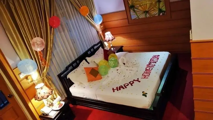 Deluxe Tek Büyük Yataklı Oda