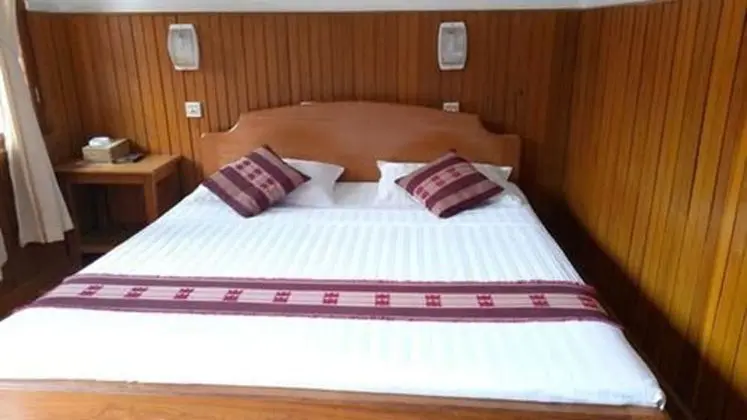 Standard Triple room with Shared Bath Room