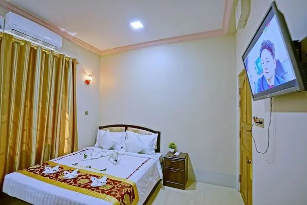 Deluxe Tek Büyük Yataklı Oda, 1 Çift Kişilik Yatak, Şehir Manzaralı