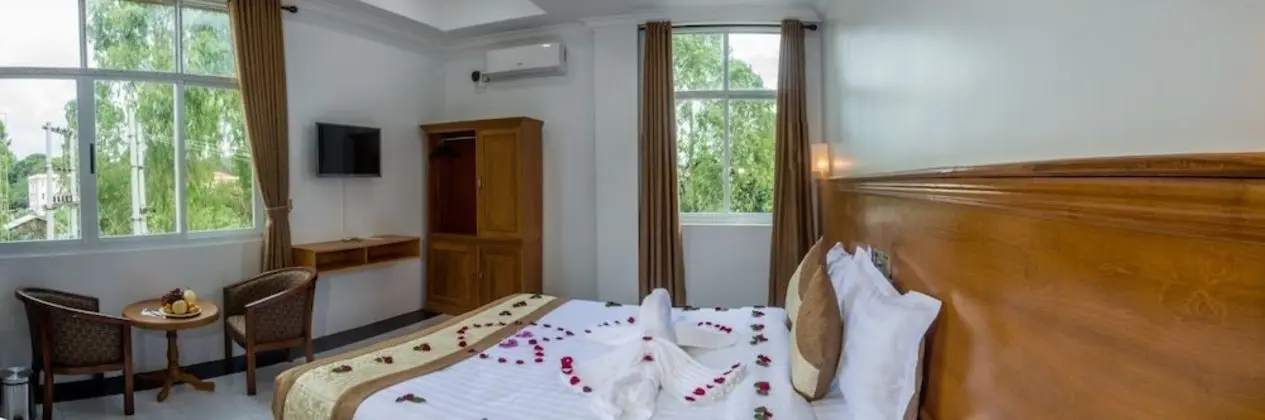 Deluxe Tek Büyük Yataklı Oda