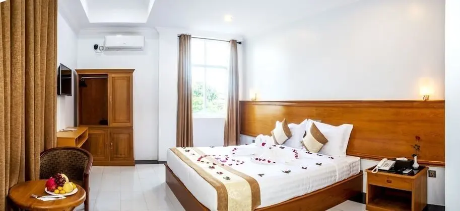 Deluxe Tek Büyük Yataklı Oda