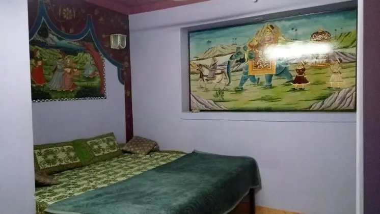 Standard Tek Büyük Yataklı Oda