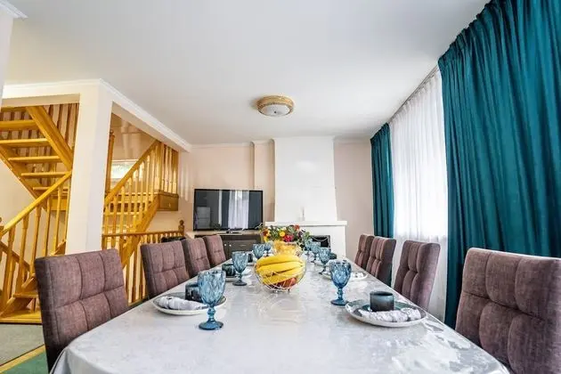 Family Kır Evi