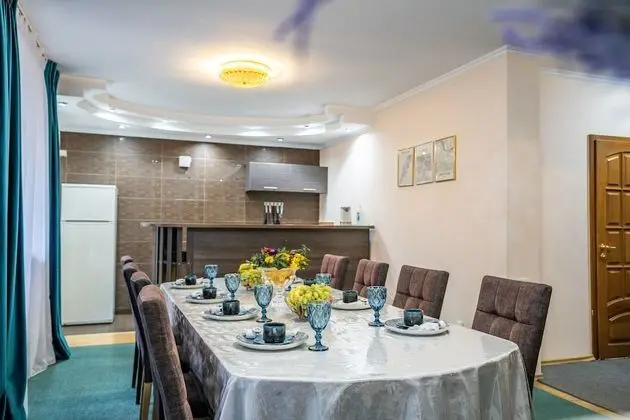 Family Kır Evi