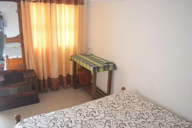 Deluxe Tek Büyük Yataklı Oda, Bahçe Manzaralı, Plaj Kenarı
