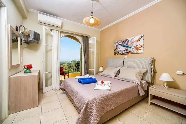 Villa, 4 Yatak Odası, Kişiye Özel Havuzlu