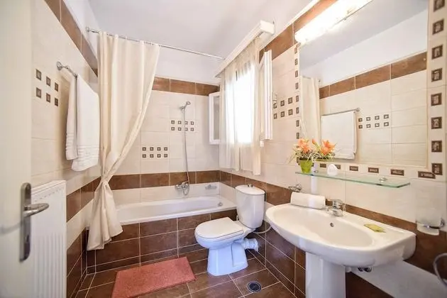 Villa, 4 Yatak Odası, Kişiye Özel Havuzlu