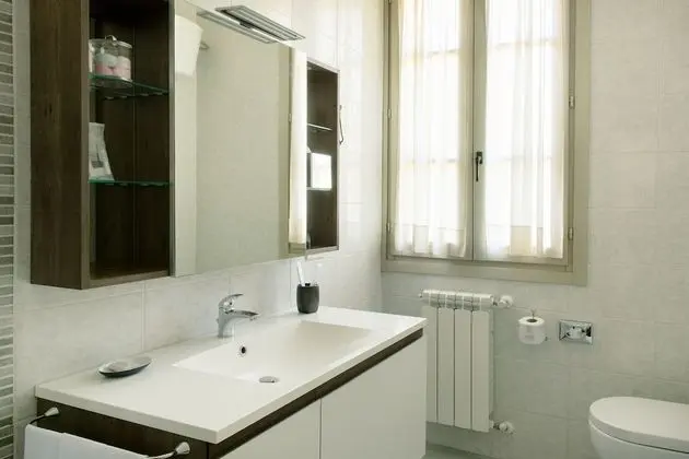 Tek Büyük veya İki Ayrı Yataklı Oda (Belvedere)