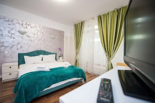 Standard Tek Büyük veya İki Ayrı Yataklı Oda