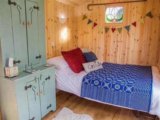 Oda, Özel Banyo (and Pod)