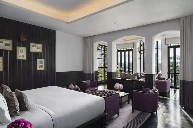 River  View Suite