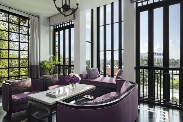 River  View Suite