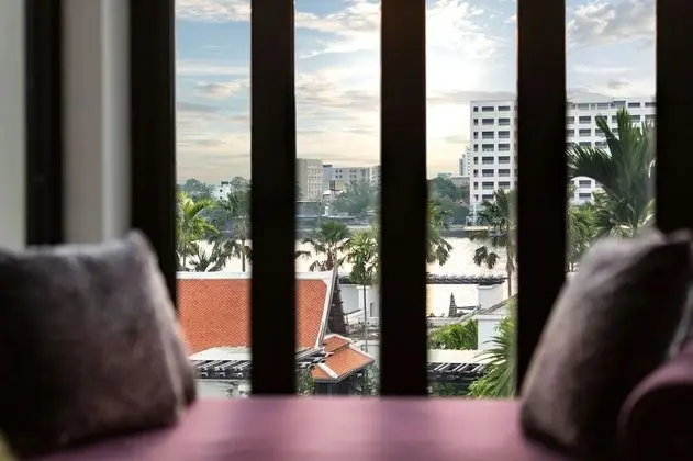 River  View Suite