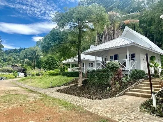 Phu Pha Buri (Family Bungalow)