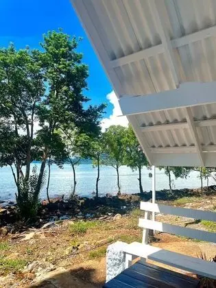 Sakorn Buri (Seaside Bungalow)