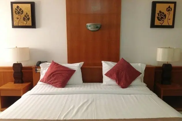 Standard Double Bed