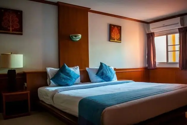Standard Double Bed