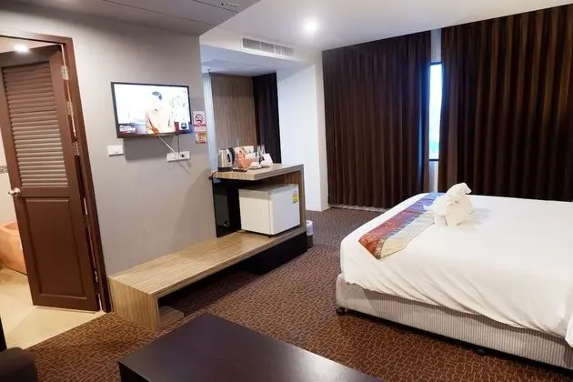 Siam Deluxe Double Bed