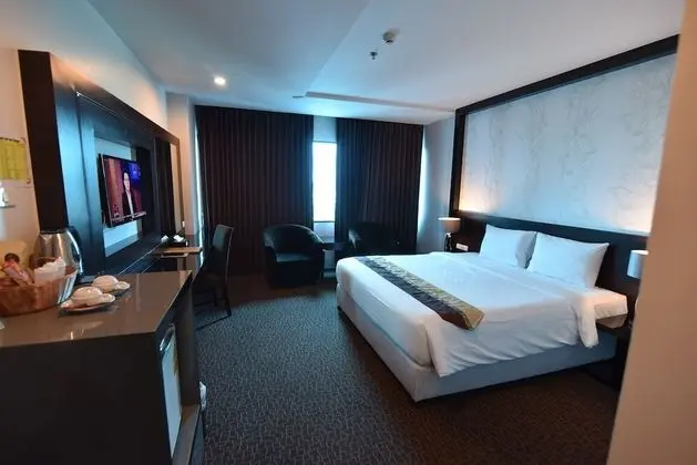 Siam Superior Double Bed