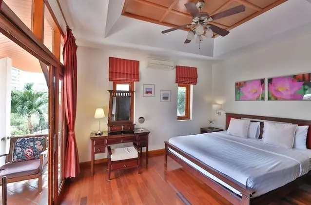 Villa, 4 Yatak Odası, Kişiye Özel Havuzlu