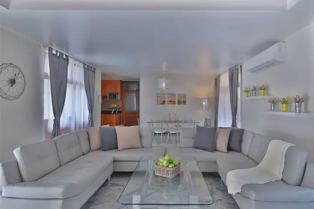Villa, 4 Yatak Odası, Kişiye Özel Havuzlu