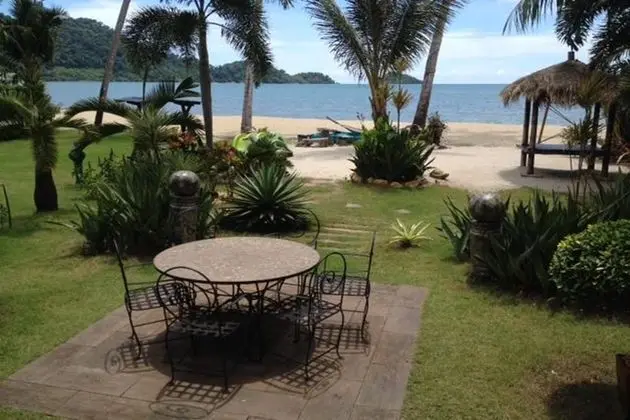 Beachfront Villa