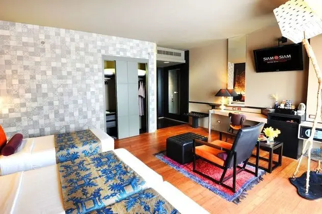 Grand Deluxe Family Room, City View